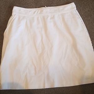 Burberry white golfing skirt, medium.